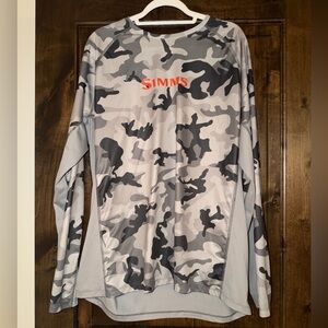 Simms SolarVent Crew - Woodland Camo Steel